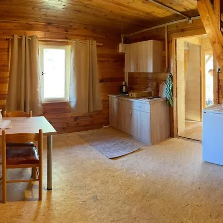 Sport Nenudimse Campingplatz Sázava